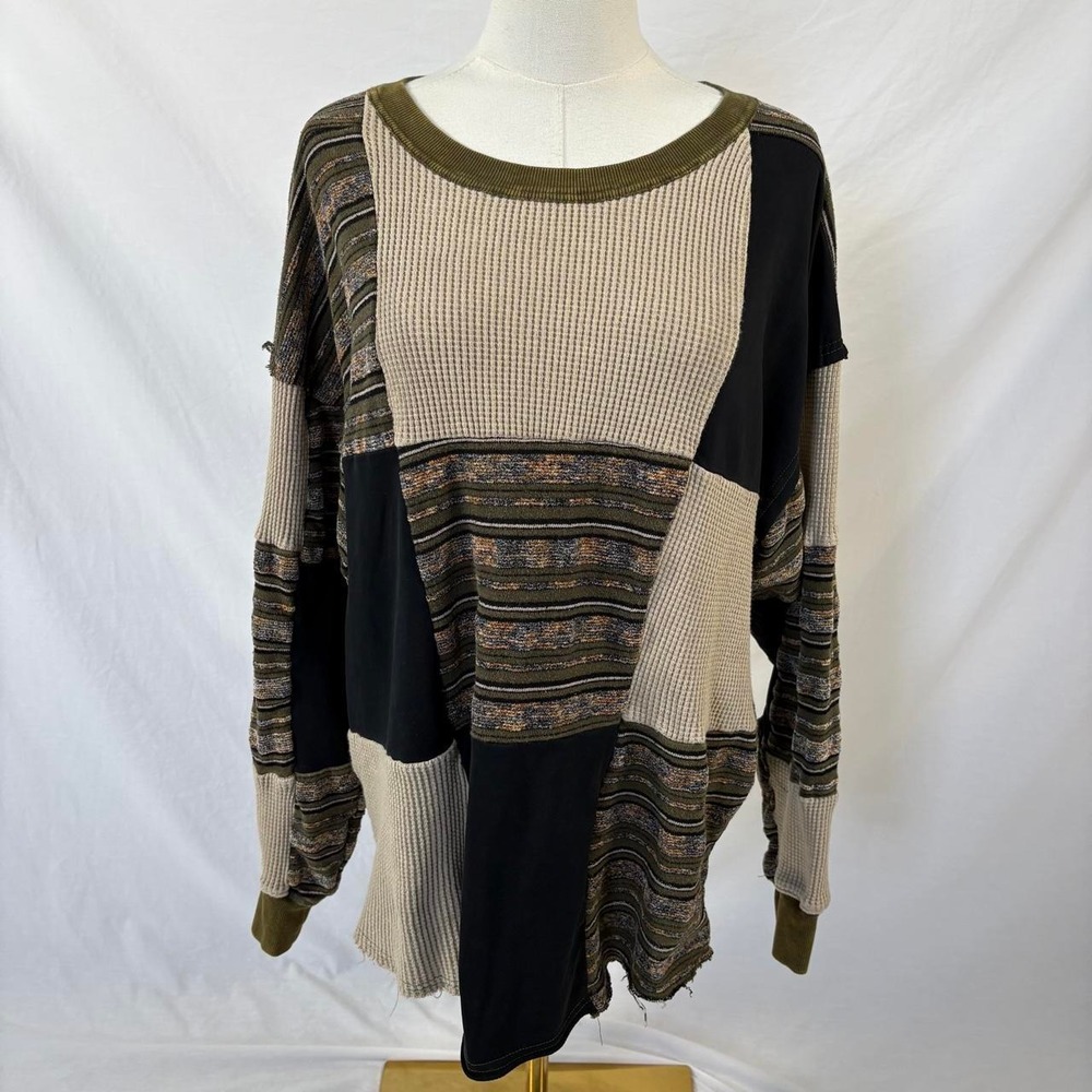 Gilded Intent green black sweater size medium lagenlook cottagecore grunge fairy